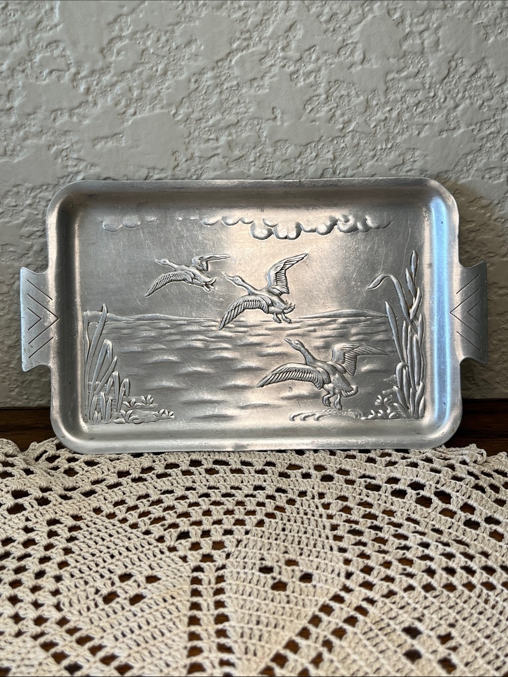 Vintage Silver-Tone Embossed Seaside Bird Tray – Coastal Seagulls & Water Scene